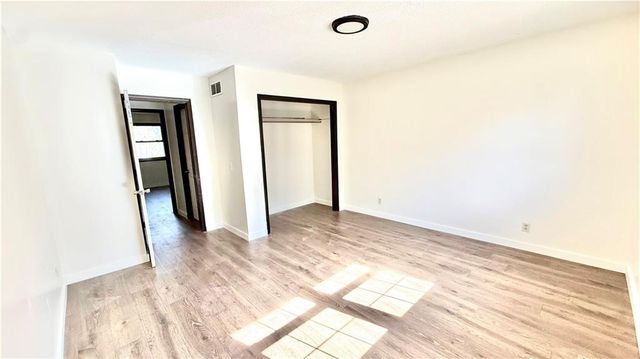 3017 Hampton Road, St Joseph, MO 64505