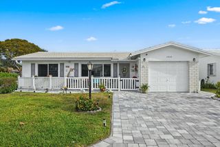 2305 SW 21st Terrace, Boynton Beach, FL 33426