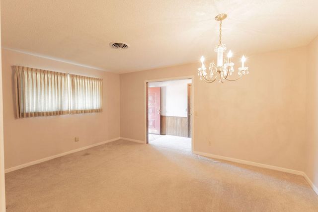 2503 Holliday Street, Plainview, TX 79072