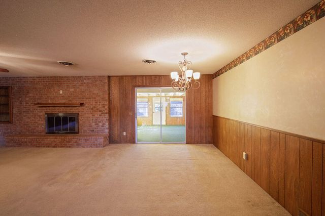 2503 Holliday Street, Plainview, TX 79072