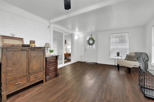 1008 Kay Lynn Street, Mansfield, TX 76063