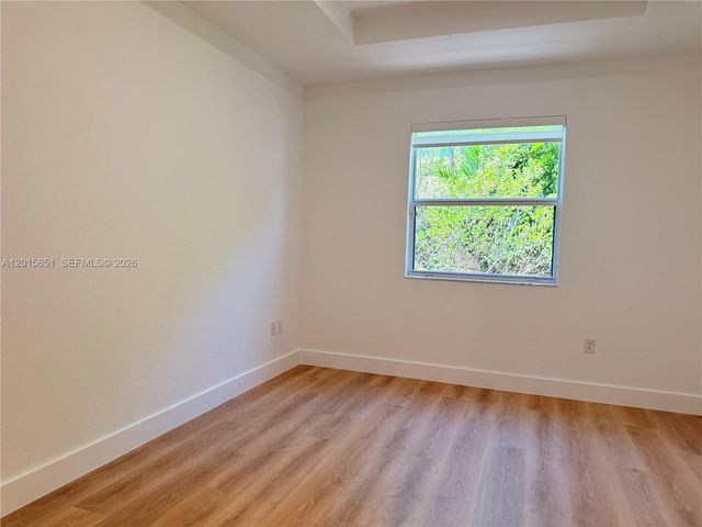 1328 SE 26th Ter ., Homestead, FL 33035