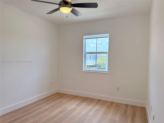 1328 SE 26th Ter ., Homestead, FL 33035