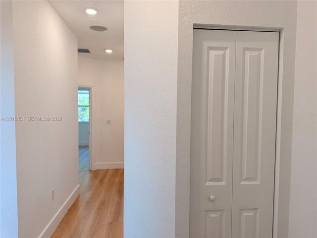1328 SE 26th Ter ., Homestead, FL 33035