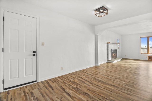 34302 Loland DRIVE, Waterford, WI 53185