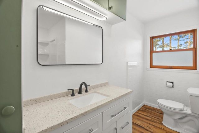 34302 Loland DRIVE, Waterford, WI 53185