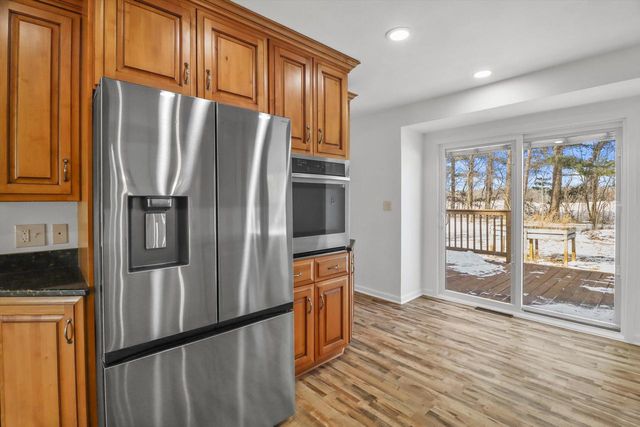 34302 Loland DRIVE, Waterford, WI 53185