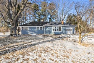 34302 Loland DRIVE, Waterford, WI 53185