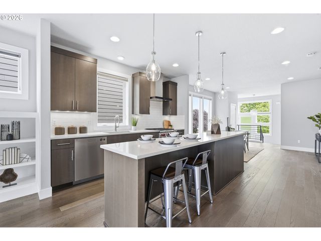 5425 Ne 32ND Pl, Portland, OR 97211