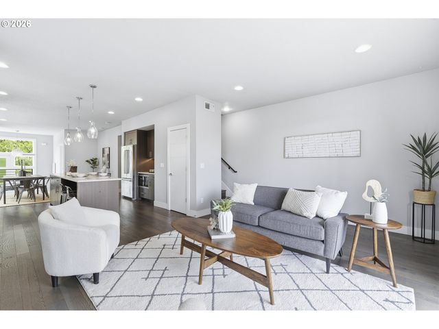 5425 Ne 32ND Pl, Portland, OR 97211