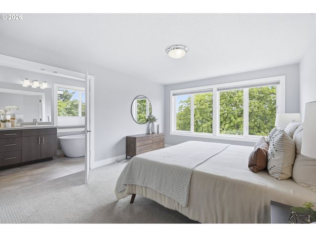 5425 Ne 32ND Pl, Portland, OR 97211
