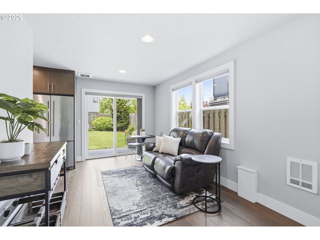 5425 Ne 32ND Pl, Portland, OR 97211