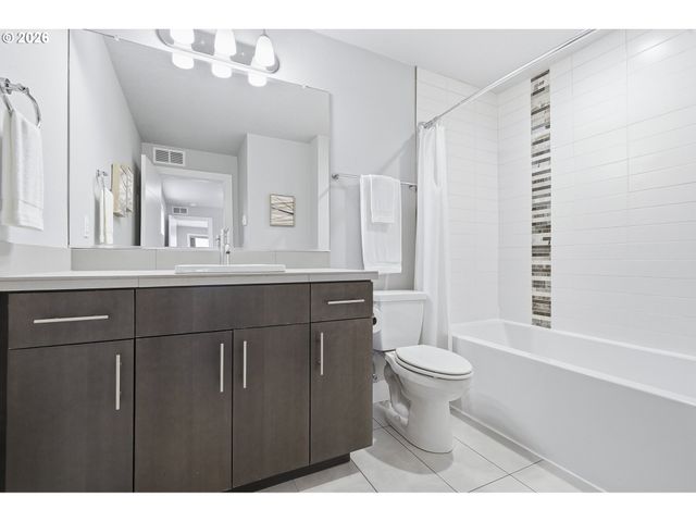 5425 Ne 32ND Pl, Portland, OR 97211