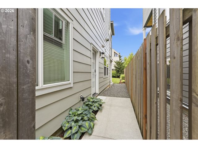 5425 Ne 32ND Pl, Portland, OR 97211