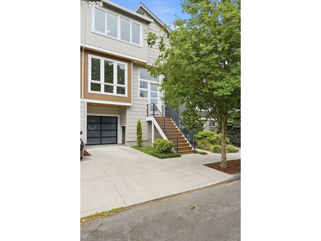 5425 Ne 32ND Pl, Portland, OR 97211