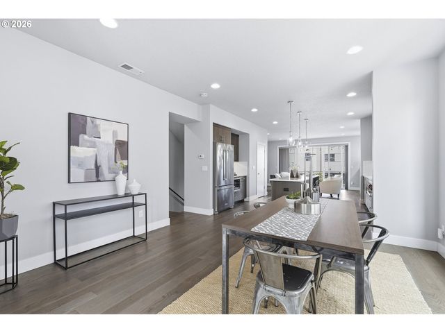 5425 Ne 32ND Pl, Portland, OR 97211