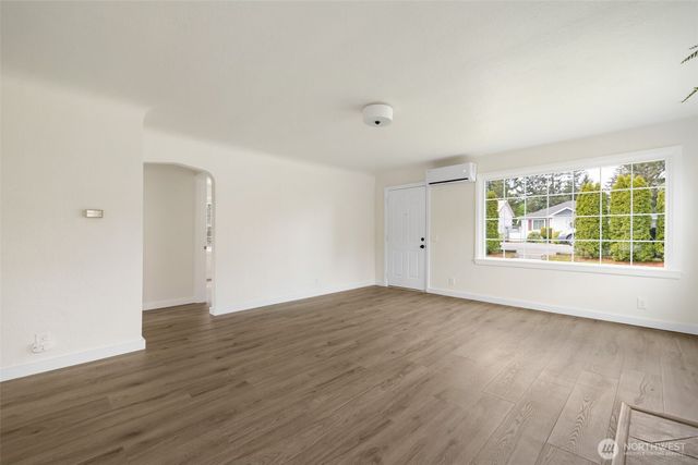 330 Dora Avenue, Bremerton, WA 98312