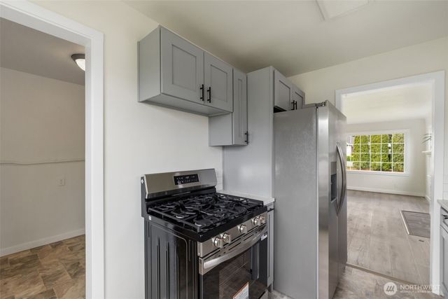 330 Dora Avenue, Bremerton, WA 98312