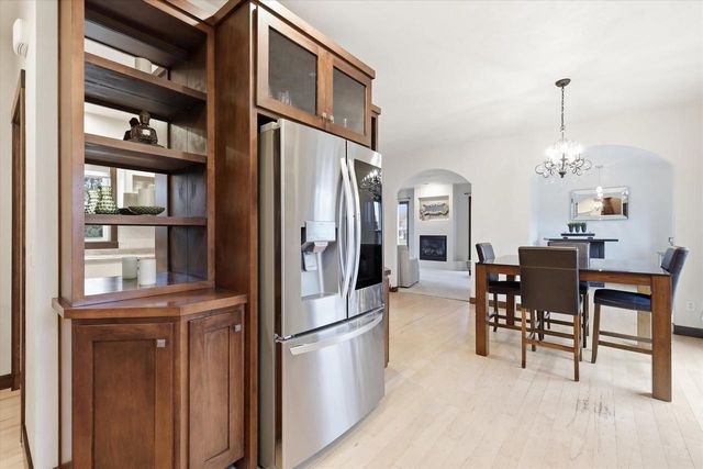 N9185 JONSCH DRIVE, Appleton, WI 54915