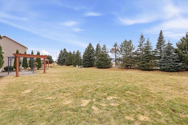 N9185 JONSCH DRIVE, Appleton, WI 54915