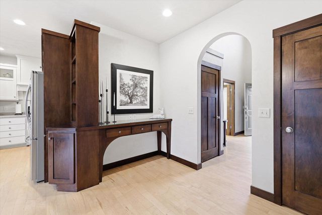 N9185 JONSCH DRIVE, Appleton, WI 54915