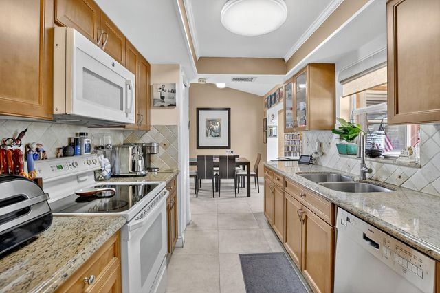 10120 Sheridan St., Pembroke Pines, FL 33026