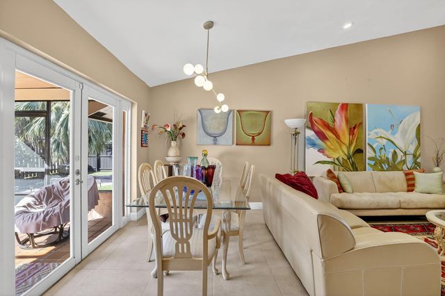 10120 Sheridan St., Pembroke Pines, FL 33026