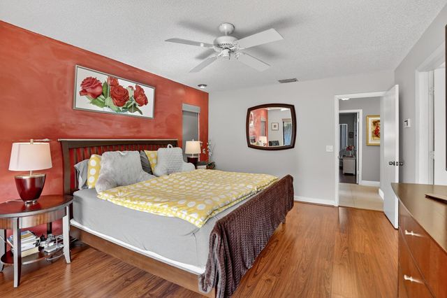 10120 Sheridan St., Pembroke Pines, FL 33026