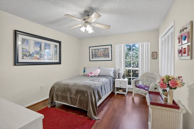 10120 Sheridan St., Pembroke Pines, FL 33026