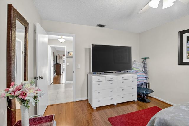 10120 Sheridan St., Pembroke Pines, FL 33026