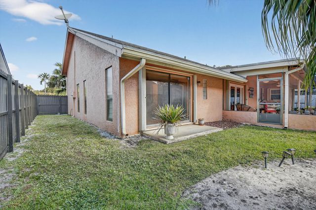 10120 Sheridan St., Pembroke Pines, FL 33026