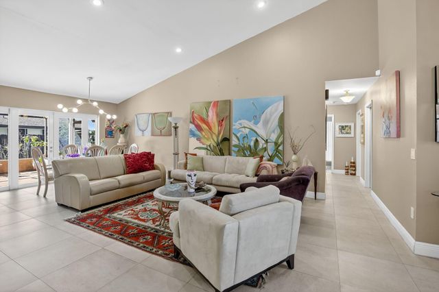 10120 Sheridan St., Pembroke Pines, FL 33026