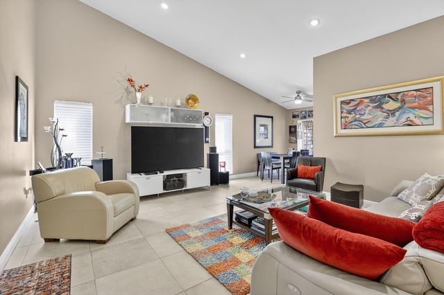 10120 Sheridan St., Pembroke Pines, FL 33026