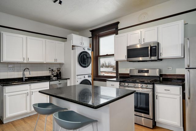 2208 W Cortez Street 3, Chicago, IL 60622