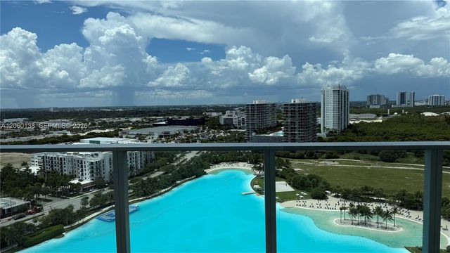 2411 Laguna Circle 1510, North Miami, FL 33181
