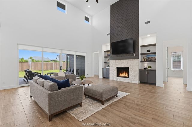 4809 White Ash Court, College Station, TX 77845