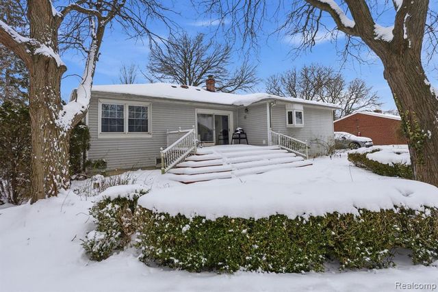 19061 Veronica Avenue, Eastpointe, MI 48021