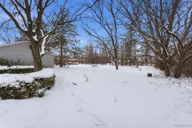 19061 Veronica Avenue, Eastpointe, MI 48021