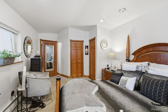 19061 Veronica Avenue, Eastpointe, MI 48021