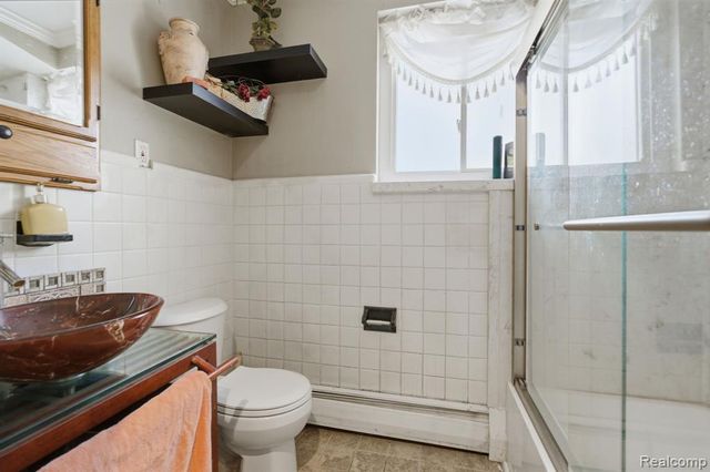 19061 Veronica Avenue, Eastpointe, MI 48021