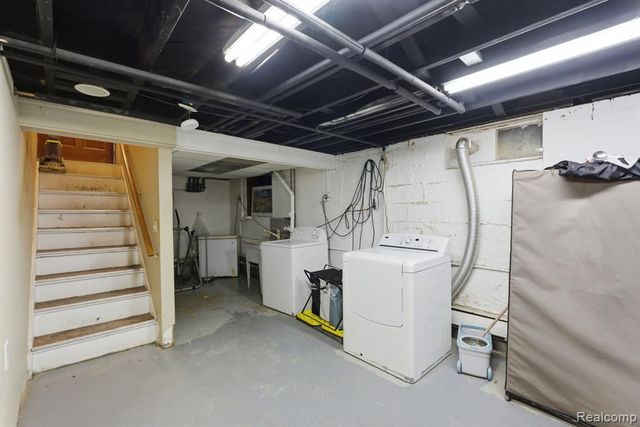 19061 Veronica Avenue, Eastpointe, MI 48021