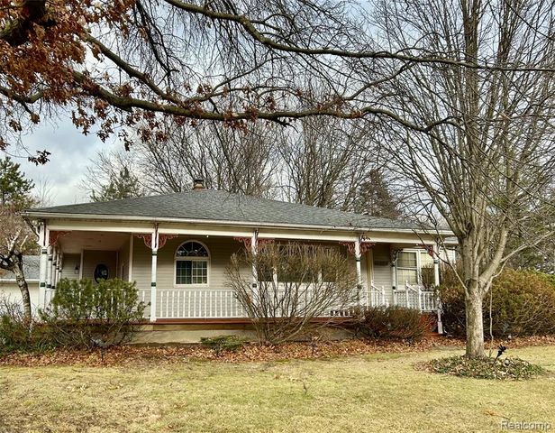 19061 Veronica Avenue, Eastpointe, MI 48021