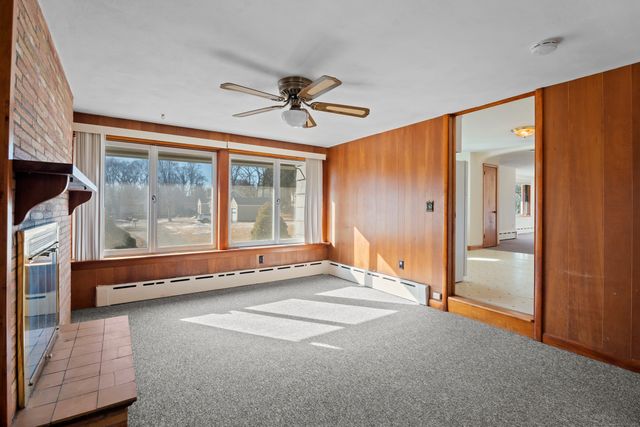 42 A & B New London Road, Groton, CT 06355