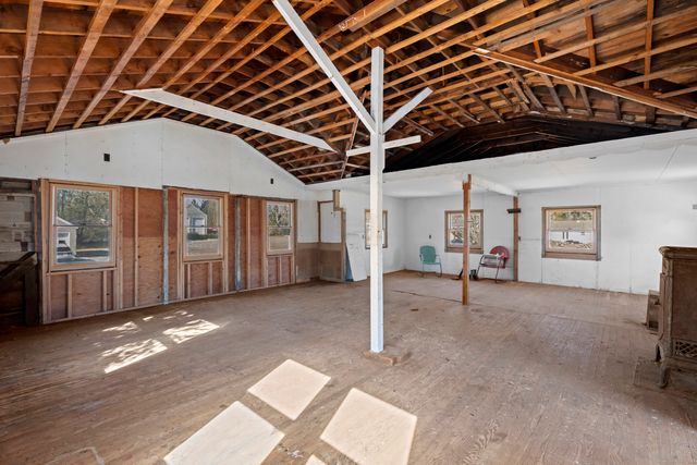 42 A & B New London Road, Groton, CT 06355