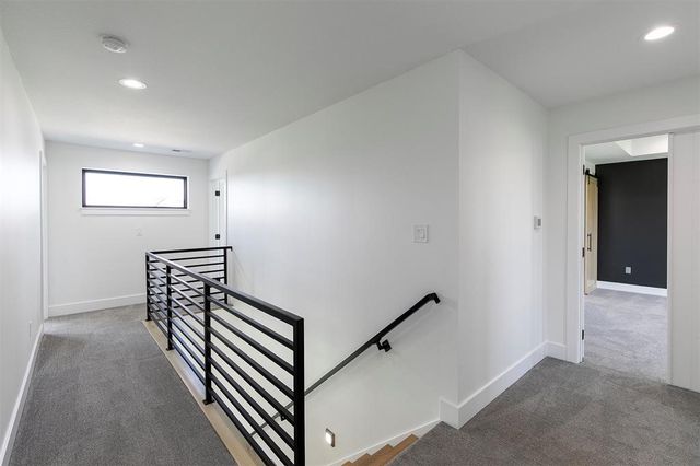 3931 NW 181st Street, Clive, IA 50325