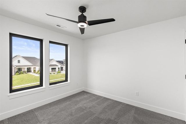 3931 NW 181st Street, Clive, IA 50325