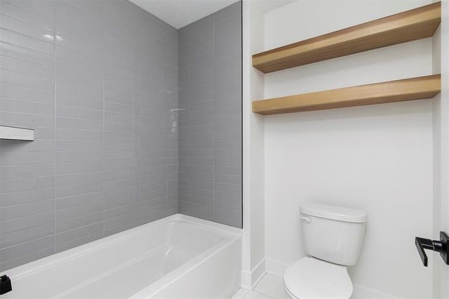 3931 NW 181st Street, Clive, IA 50325