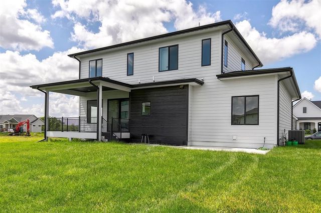 3931 NW 181st Street, Clive, IA 50325