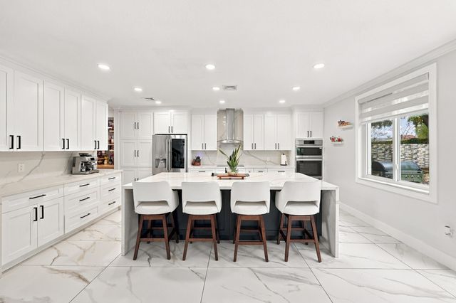 7930 Rockport Circle, Lake Worth, FL 33467