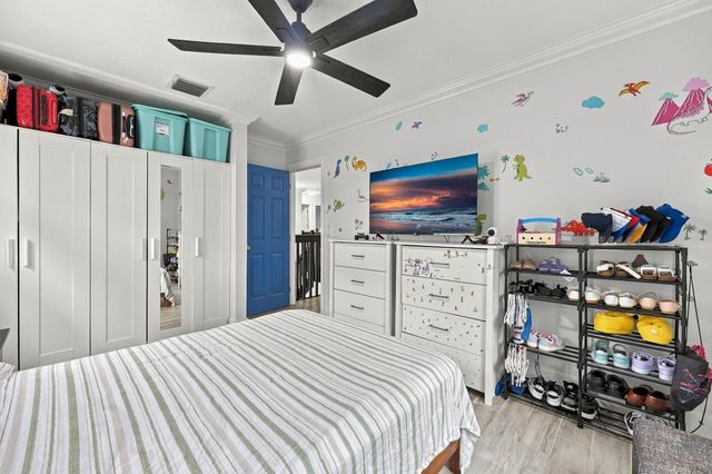 7930 Rockport Circle, Lake Worth, FL 33467